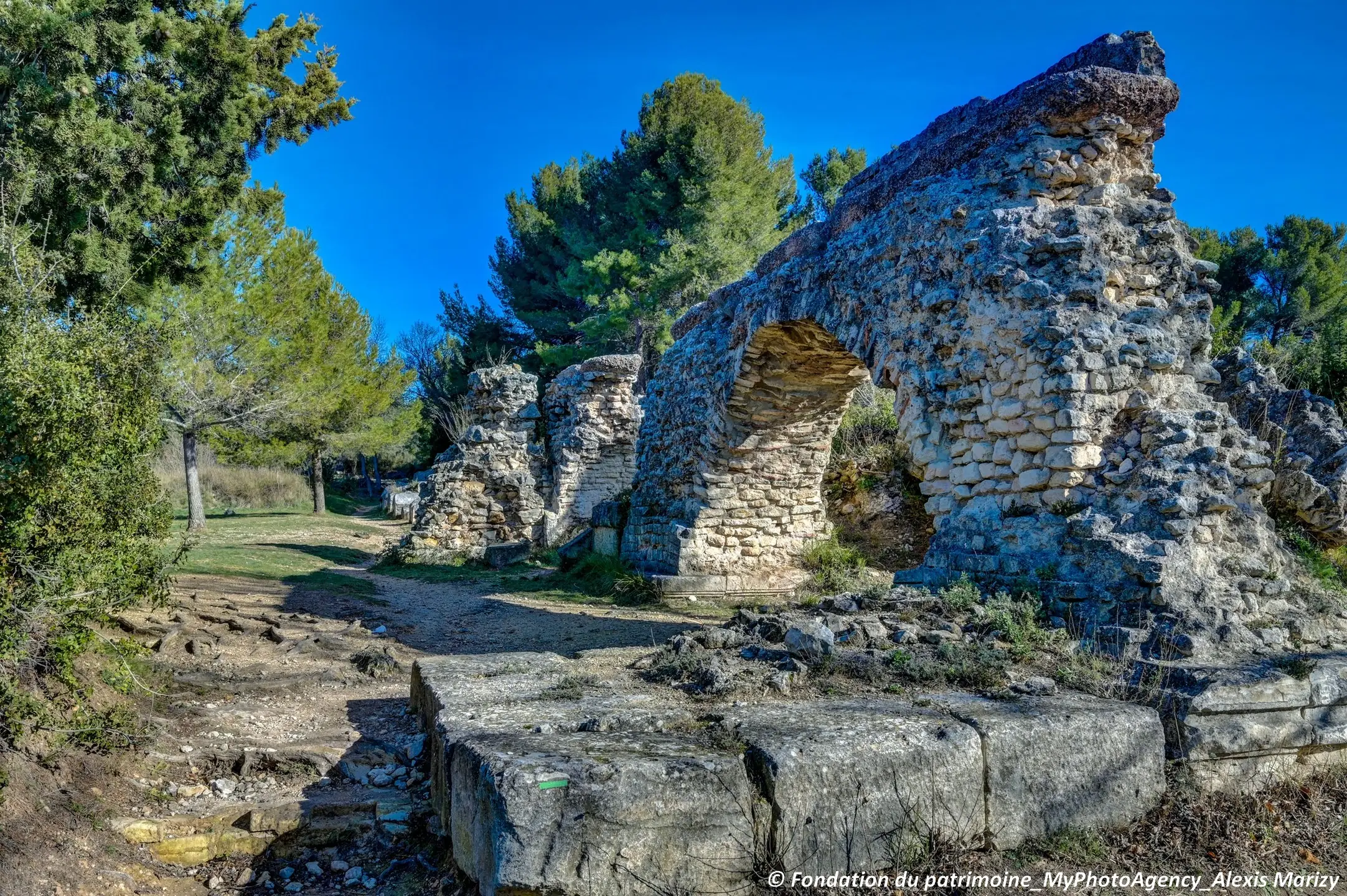 Aqueducs romains de Barbegal