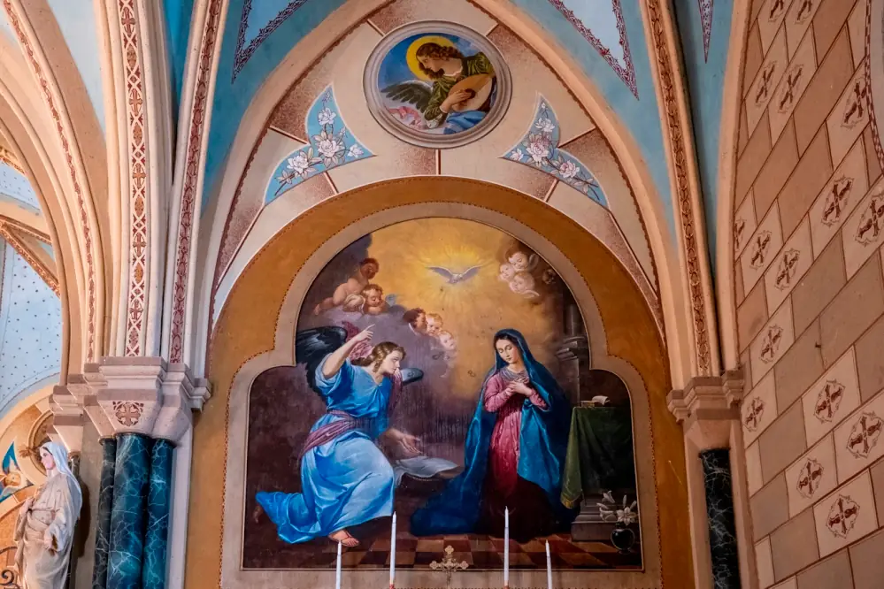 Eglise Notre Dame et peintures de Giovanni Masutti à Baleyssagues
