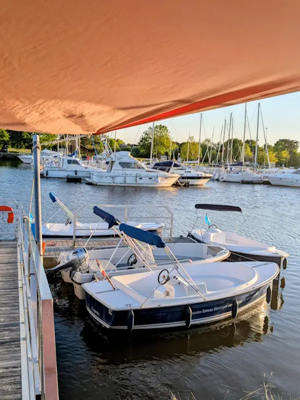 Bateau électrique sans permis : Sortie crépusculaire