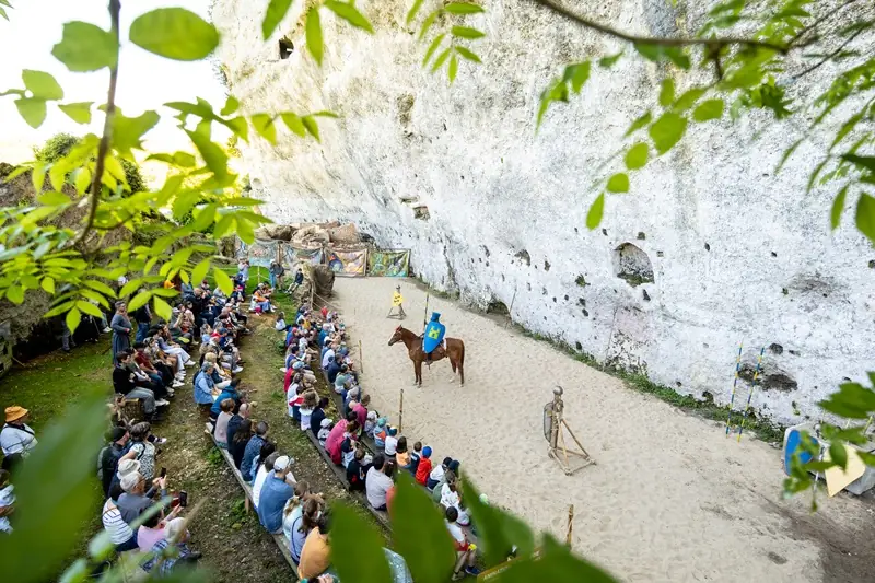 Les vacances d'été à la Roque Saint-Christophe