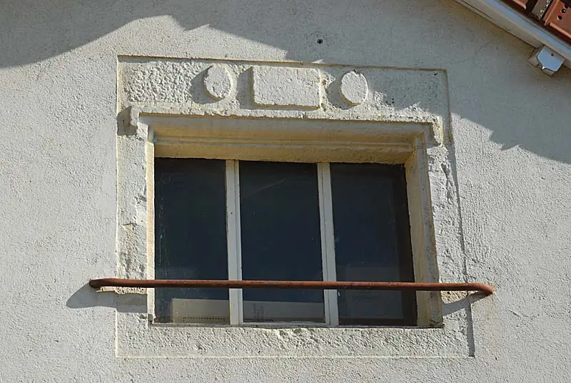 Pignon de maison à Aubigny