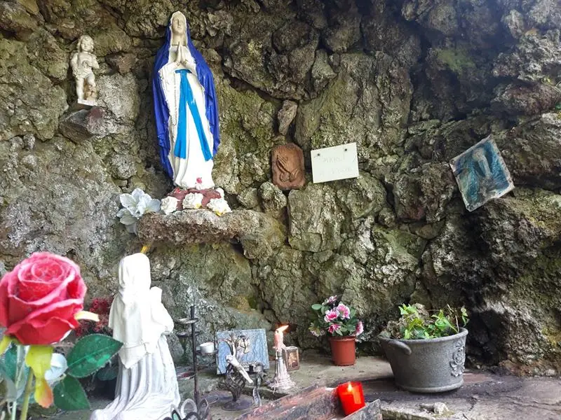 Grotte de Lourdes de la forêt de Falck