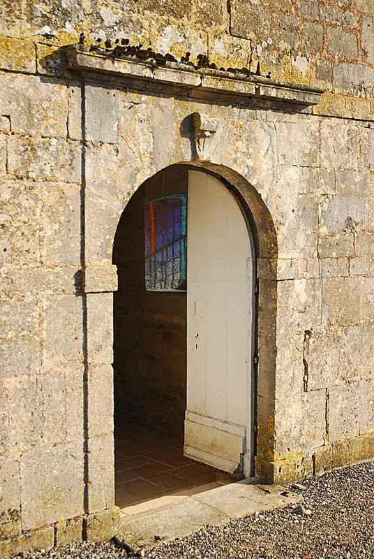 Eglise Saint-Vinebault de Hûmes