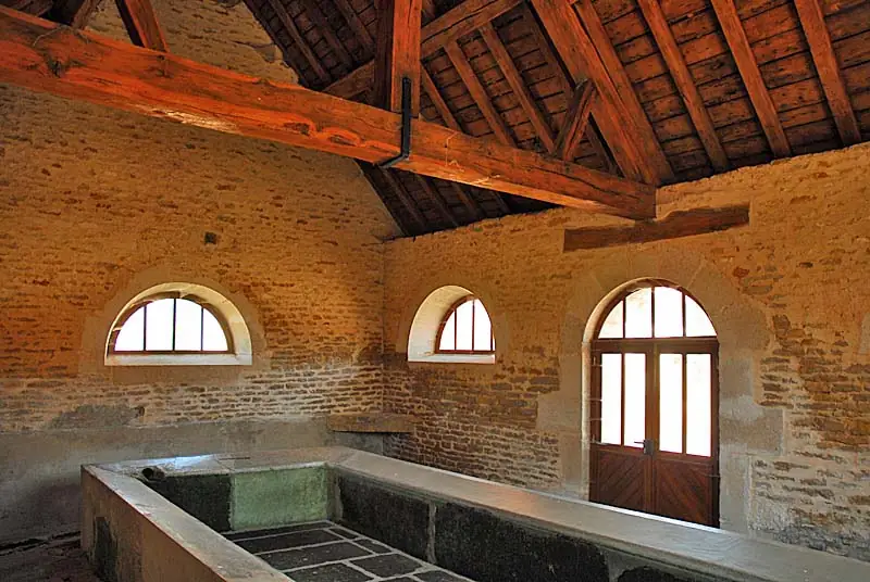 Lavoir couvert de Praslay