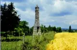 Lanterne des morts d'Estrée