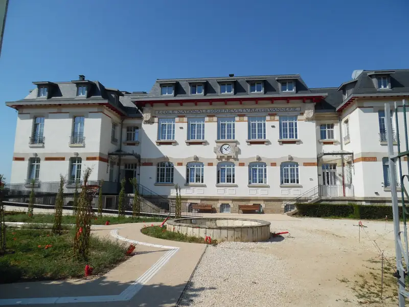 Ecole Nationale d'Osiériculture et de Vannerie, coté patrimoine