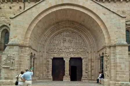 Abbatiale Saint-Pierre
