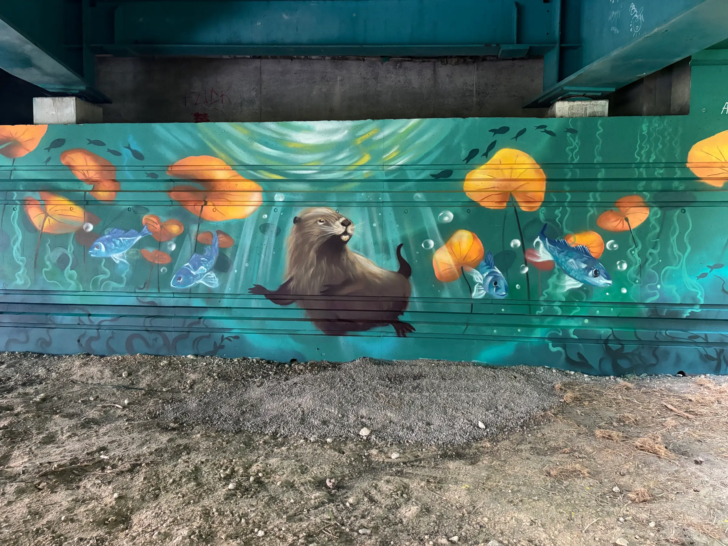 Fresque d'Anna Conda sur le Canal d'Orléans
