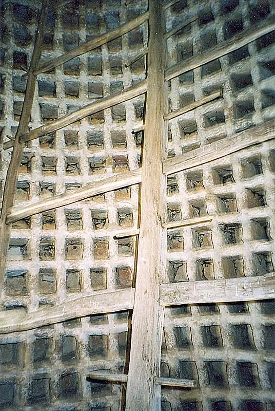COLOMBIER DE L'ANCIENNE ABBAYE DE VAUCLAIR