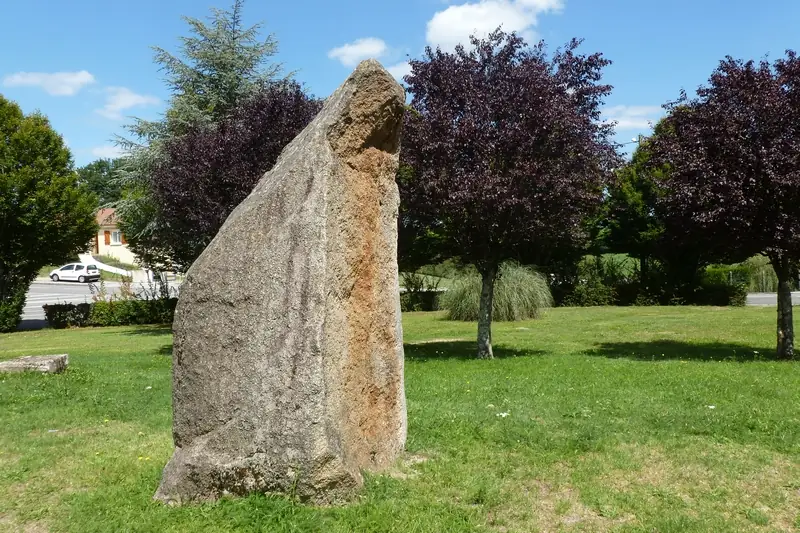 Pierre du Général et jardin d'amour