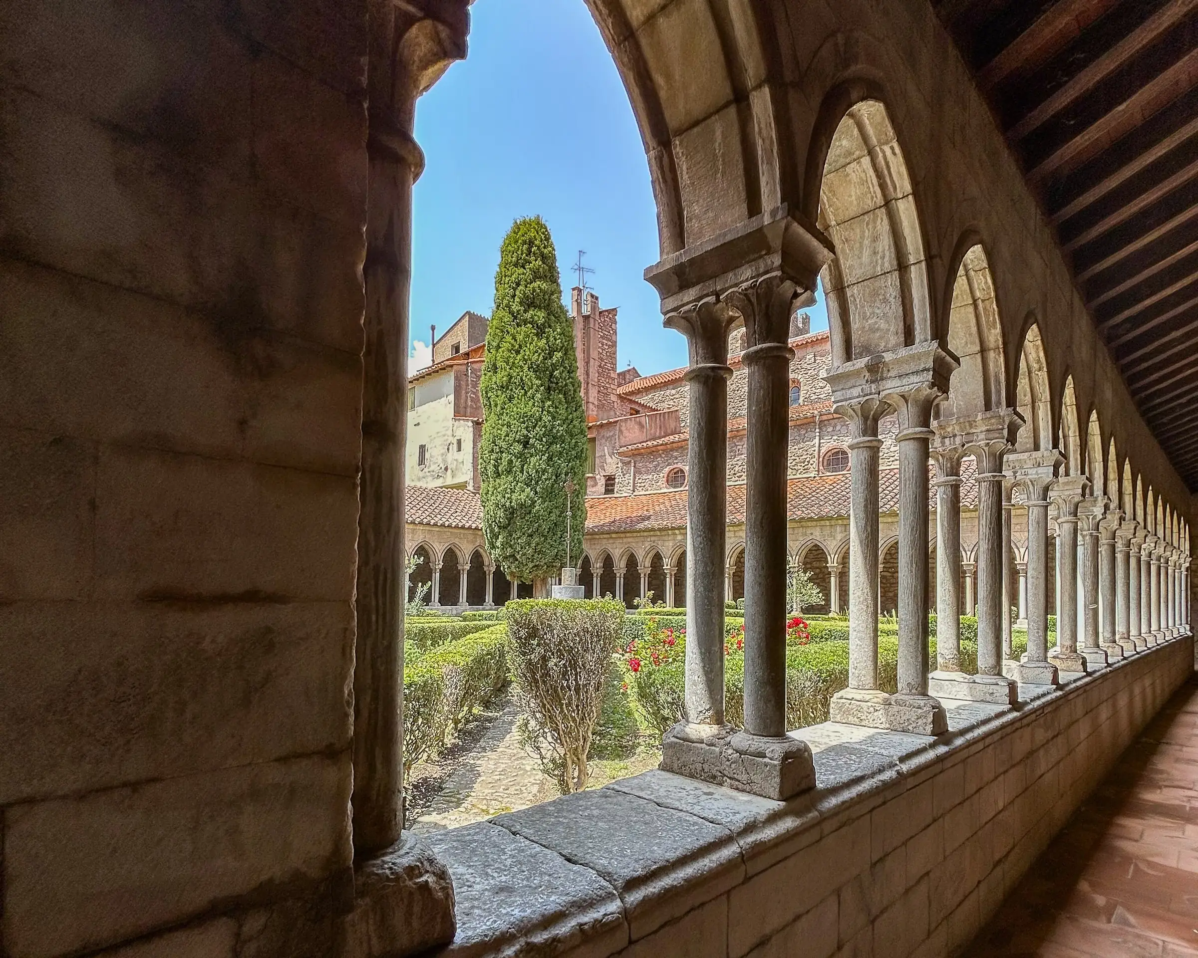 ABBAYE SAINTE MARIE D'ARLES SUR TECH