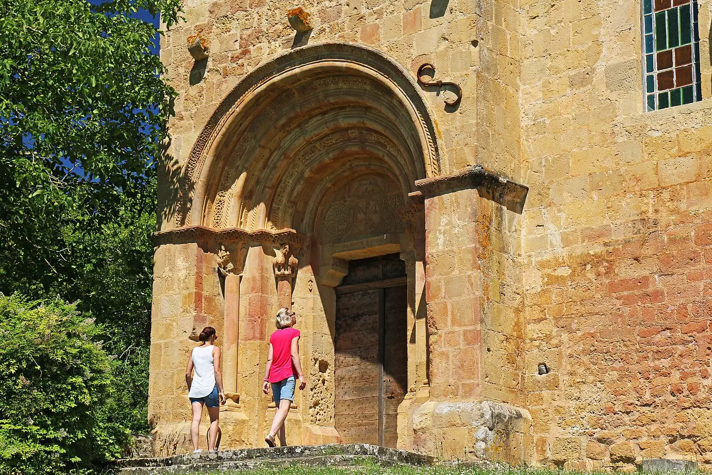 Je découvre avec "Zoé la curieuse" l'église Saint-Jean-Baptiste de Diusse