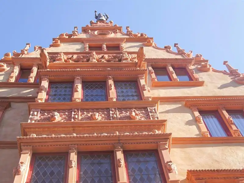 Maison des Têtes