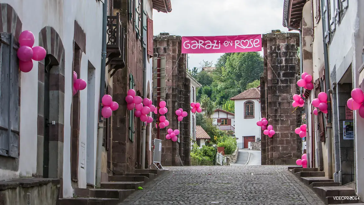Garazi en rose : course pédestre caritative. 11ème édition