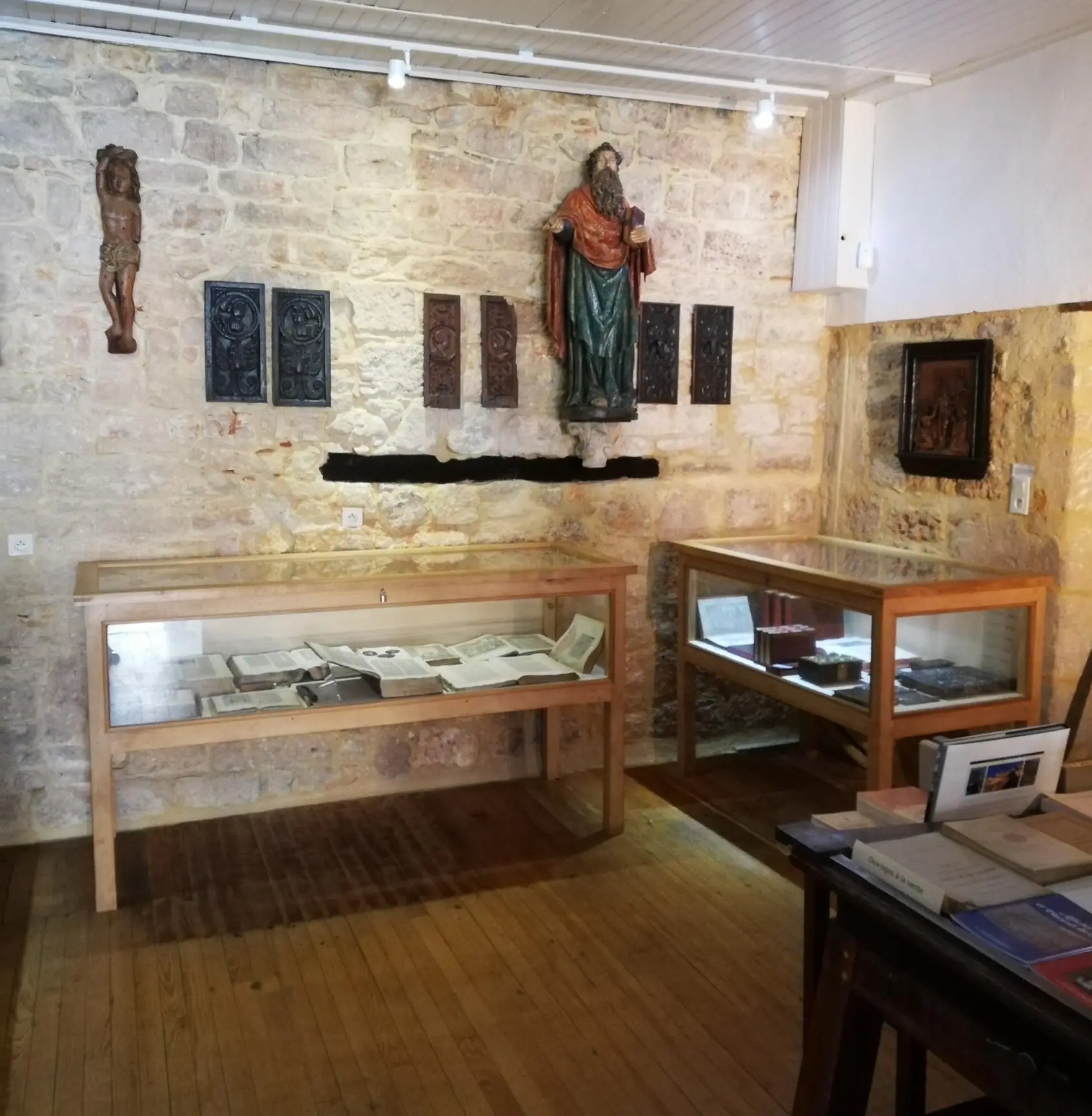 Musée : Le Livre et la Lettre