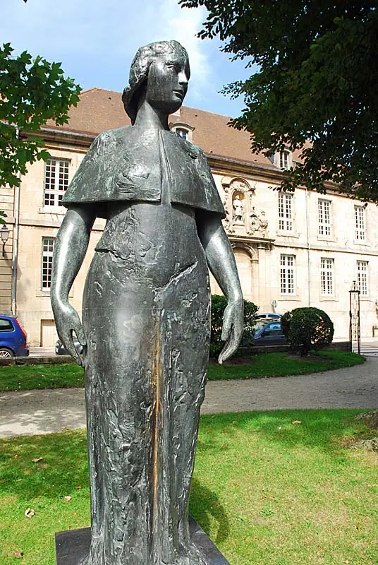 Statue de Jeanne Mance