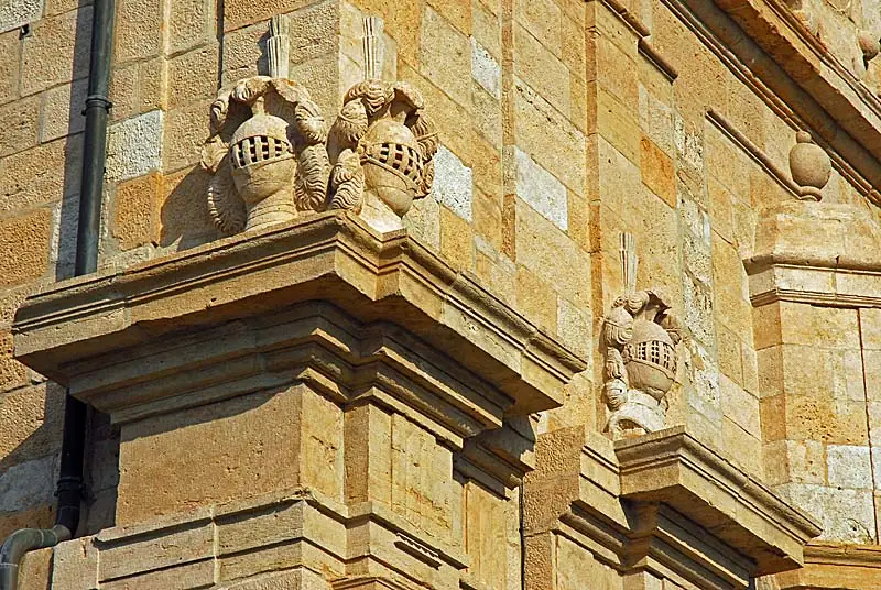 Porte des Moulins