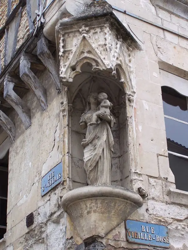 Maison de la Vierge à Niort (rue Saint-Gelais)