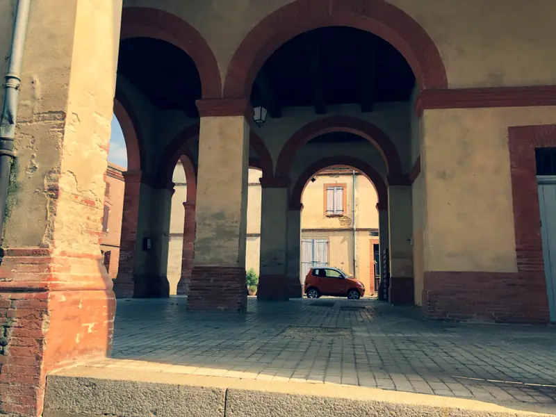 LA HALLE