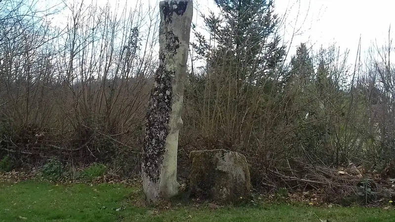 Menhir de la Croix Parot