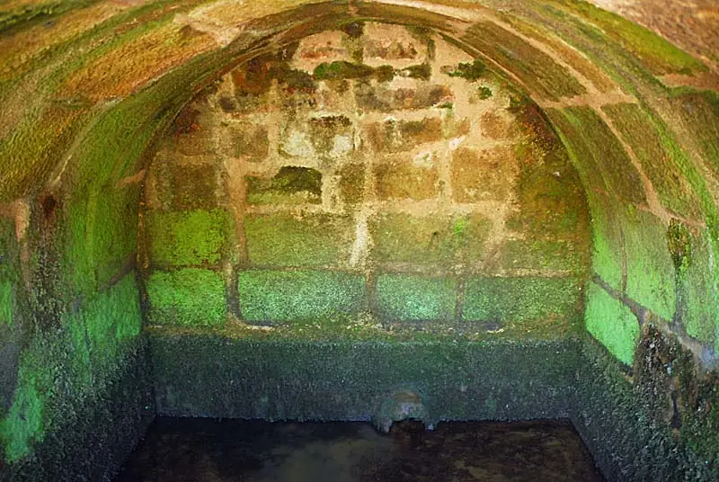 Fontaine de Peigney (2)