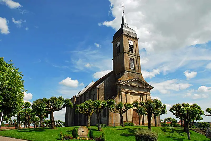 Eglise de la Nativité-de-Notre-Dame de neuilly-l'Evêque