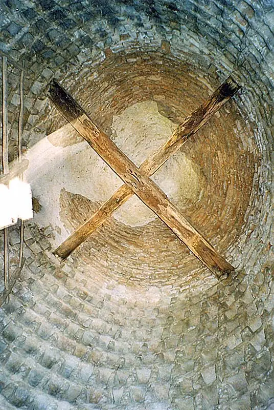 COLOMBIER DE L'ANCIENNE ABBAYE DE VAUCLAIR