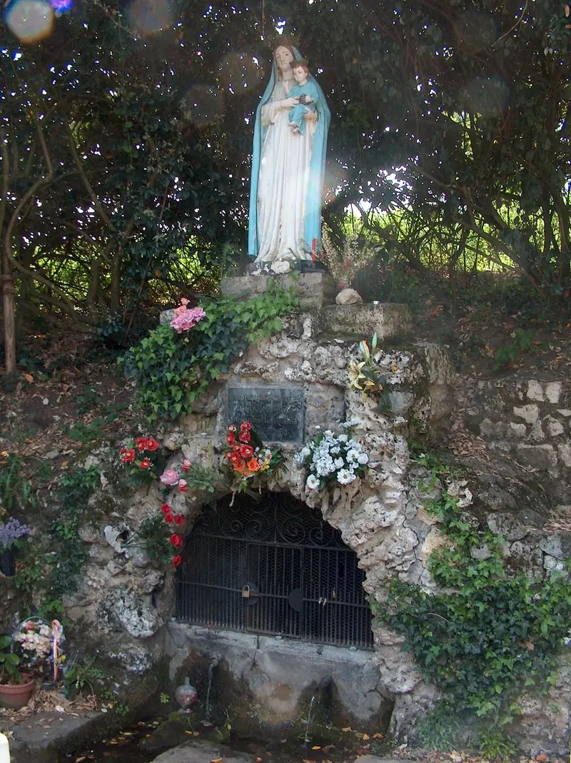 Village d'Ambrus