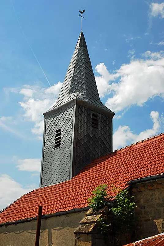 Eglise Saint-Rémy d'Orbigny-au-Val
