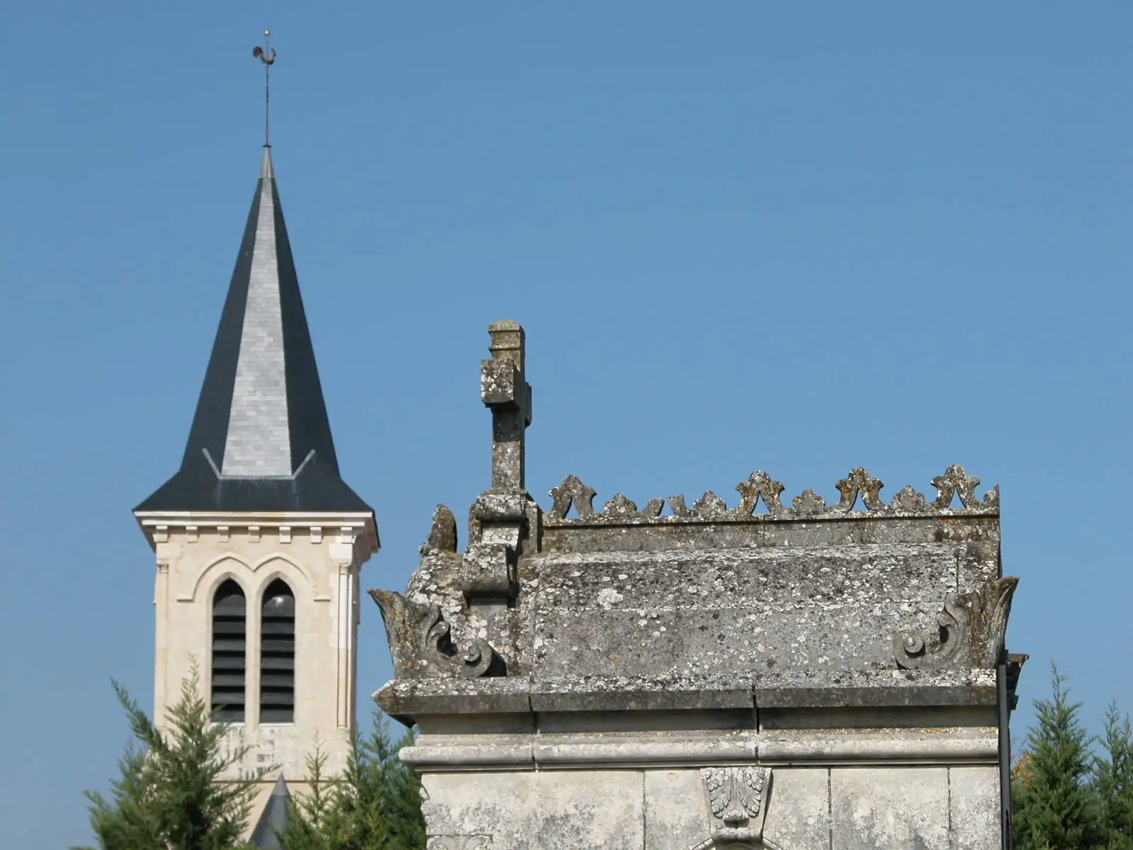 La Rochenard et son château d'eau observatoire