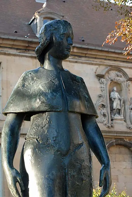 Statue de Jeanne Mance