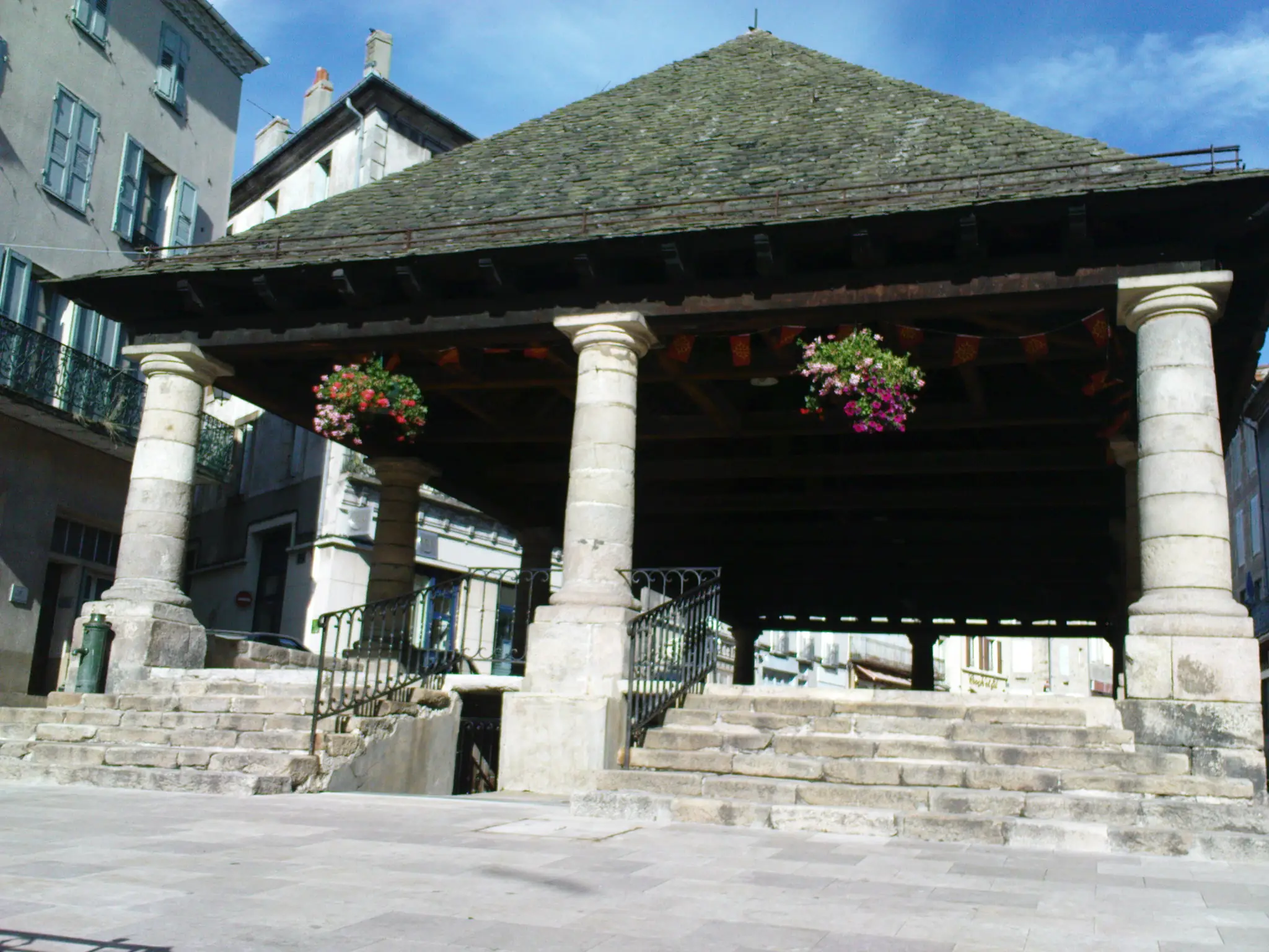 HALLE DE LANGOGNE