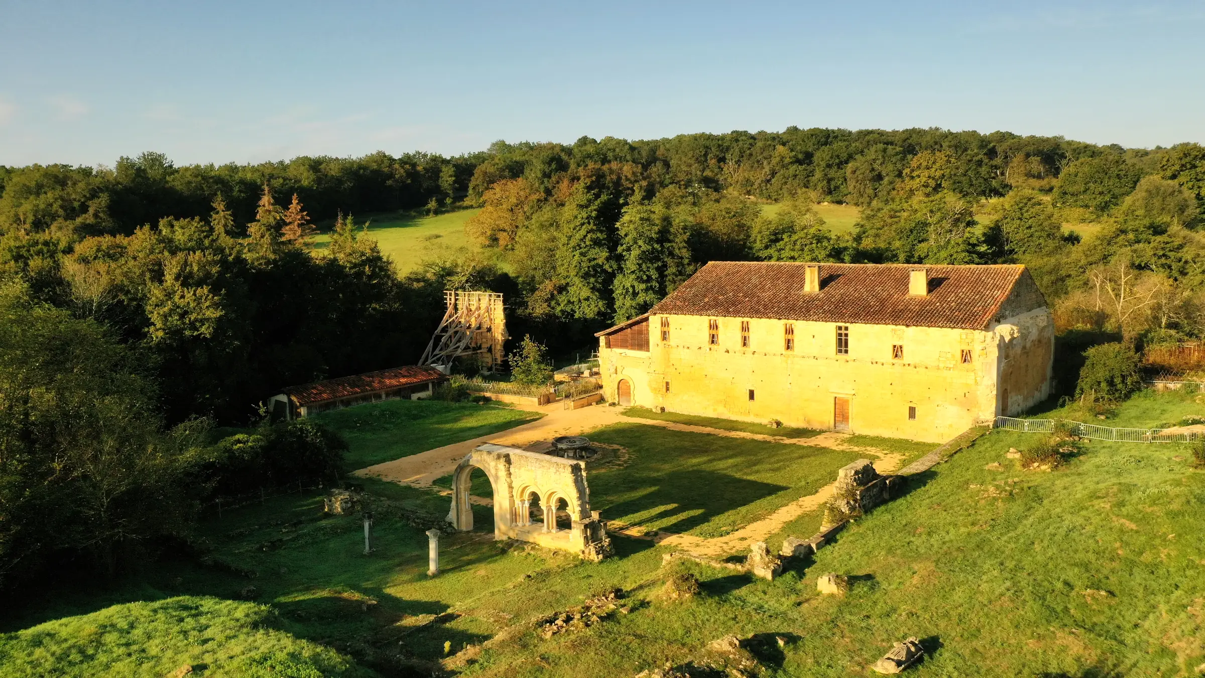 ABBAYE DE BONNEFONT