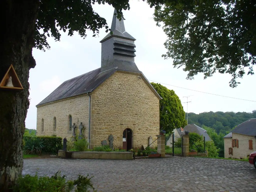 WILLIERS, Village Fleuri "2 Fleurs"