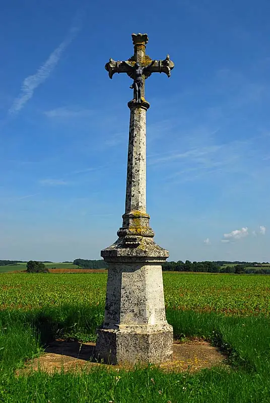 Croix de chemin de Chatenay-Vaudin