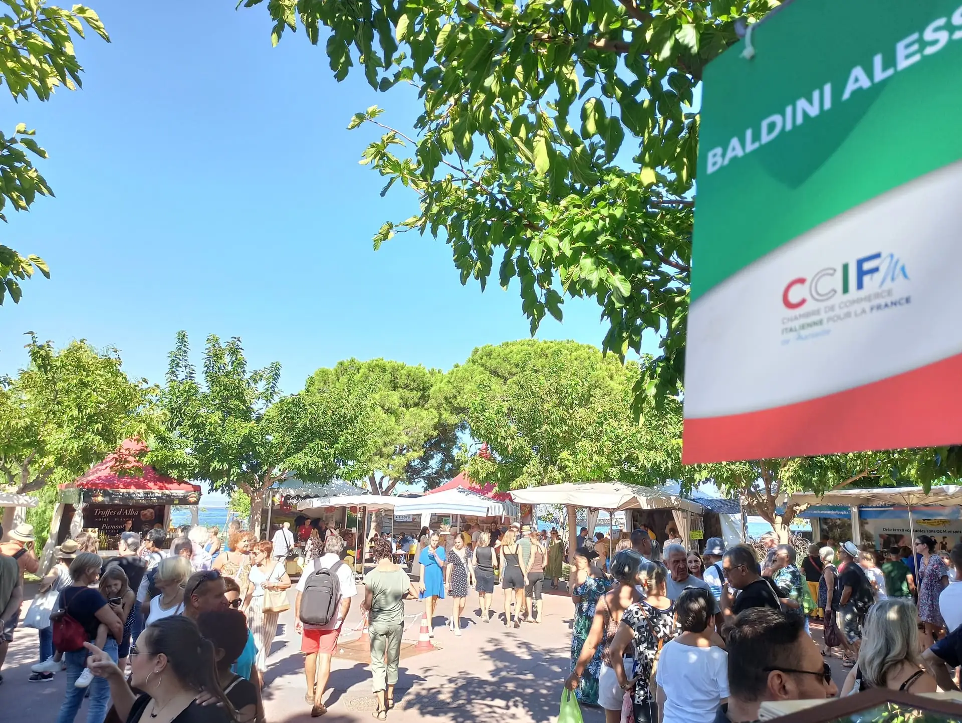 Les Italiennes, marché artisanal et gastronomique