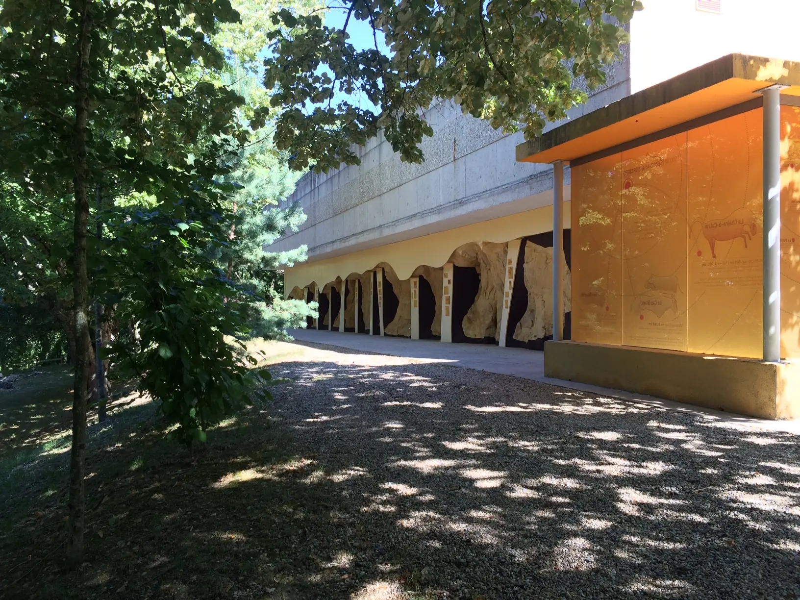 Centre d'Interprétation du Roc-aux-Sorciers