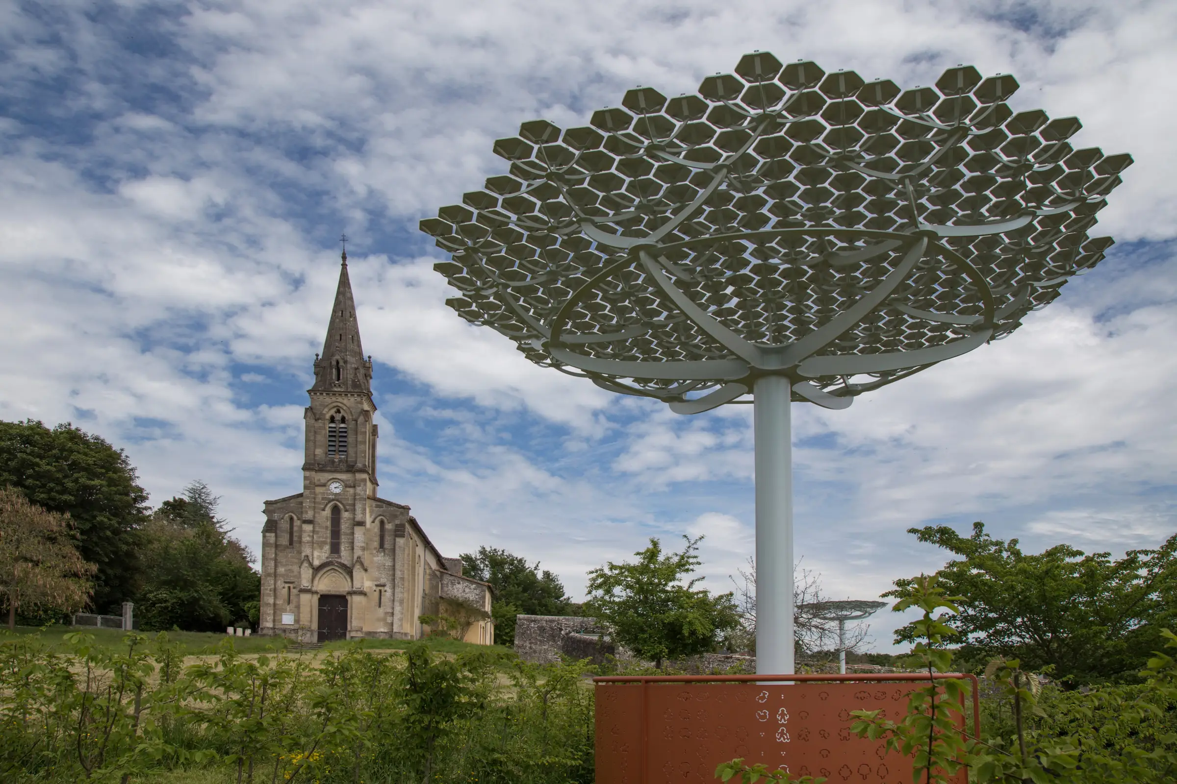 La Forêt d'Art Contemporain : Ronde des ombelles, oeuvre n°21