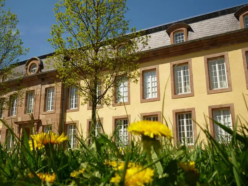 Châteaux des princes et centre historique