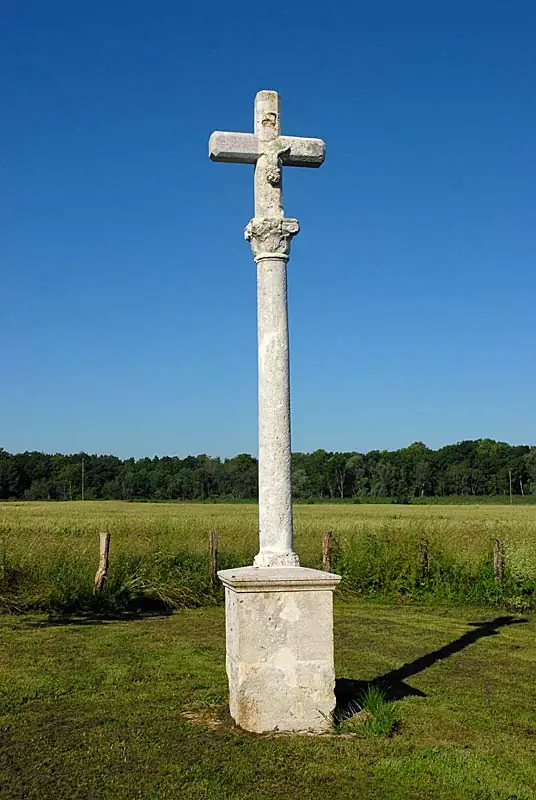 Croix de chemin de Peigney