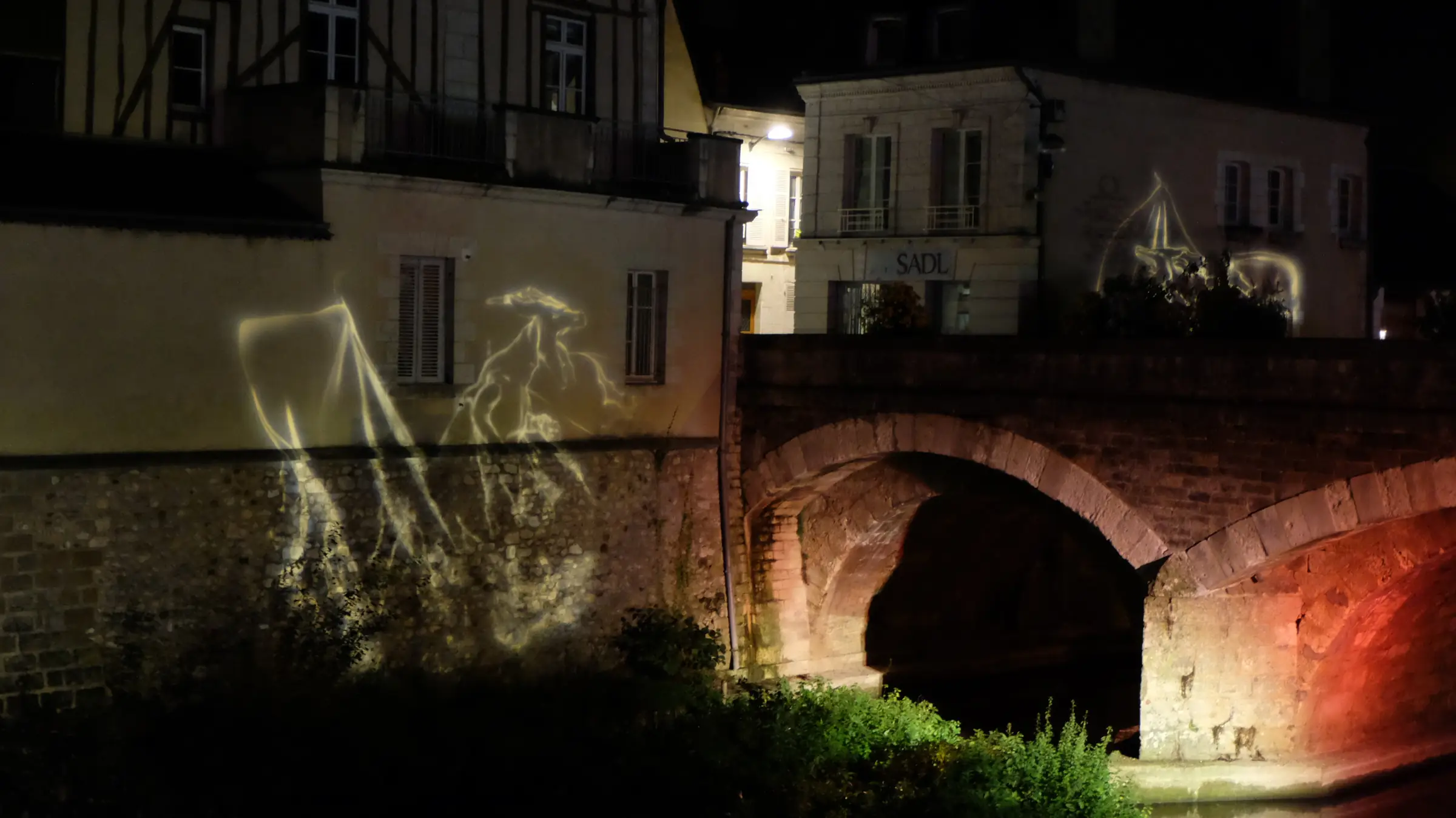 Visite nocturne de la ville de Vendôme, ville d'eau et de lumière