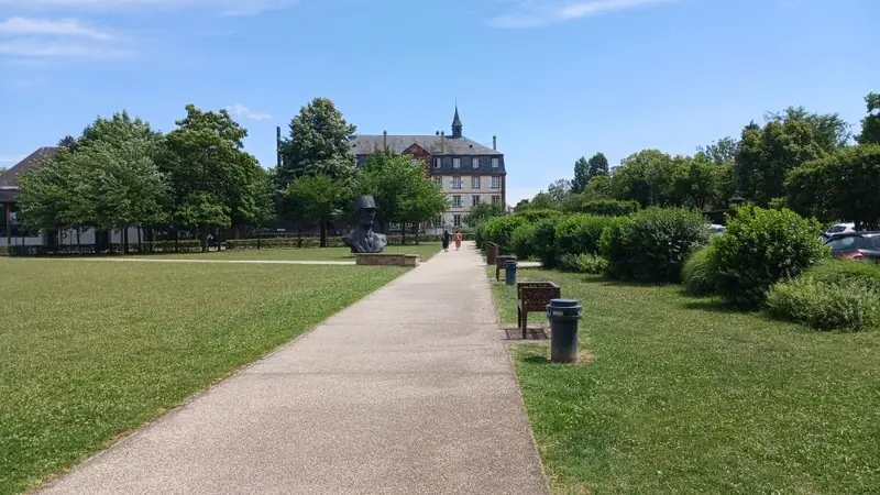 Buste du général de Gaulle