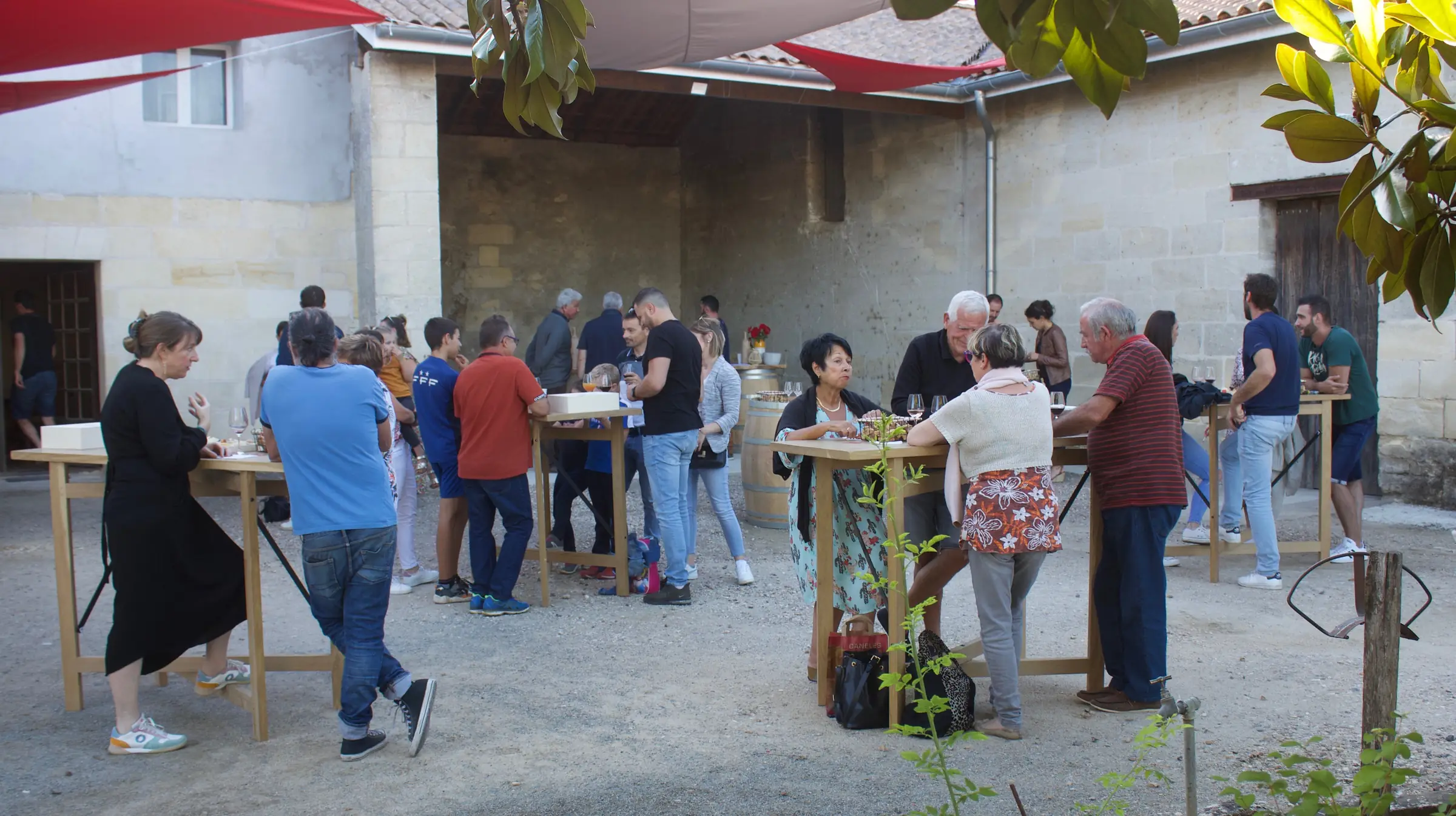 Les Apéros du Château Tour Guillotin