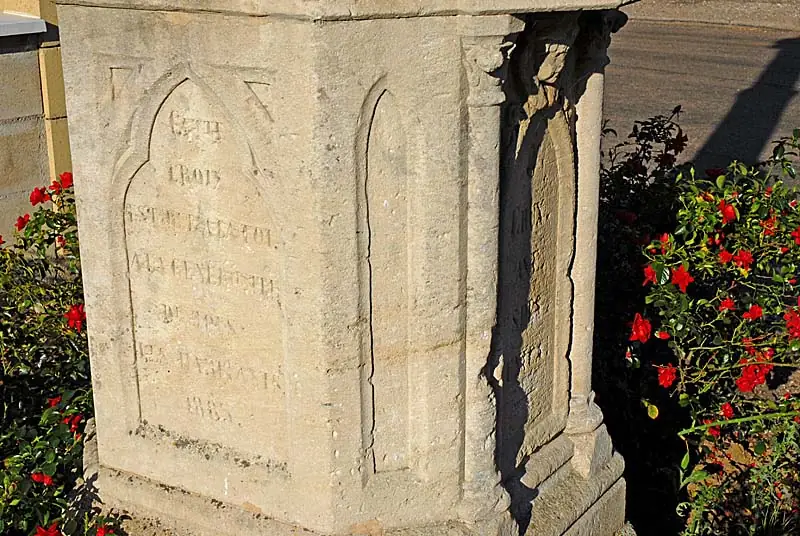 Calvaire néogothique de Charmes