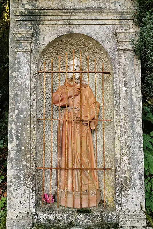Fontaine Saint-Frou de Noidant-le-Rocheux