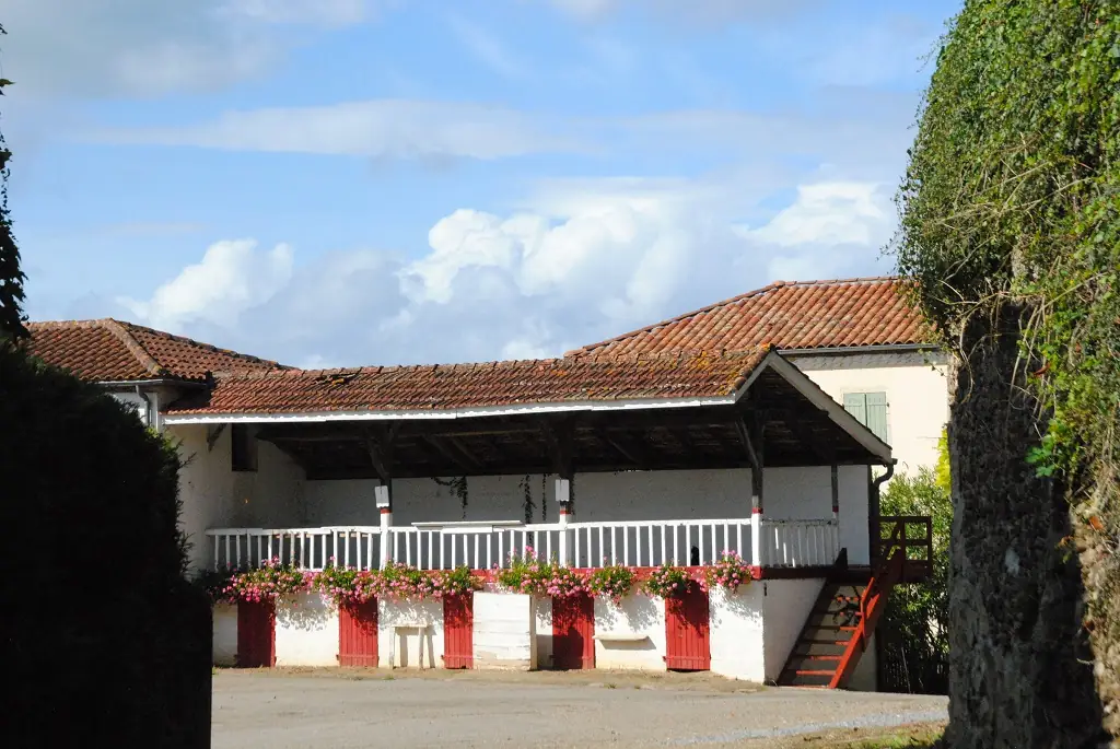Arènes de Baigts