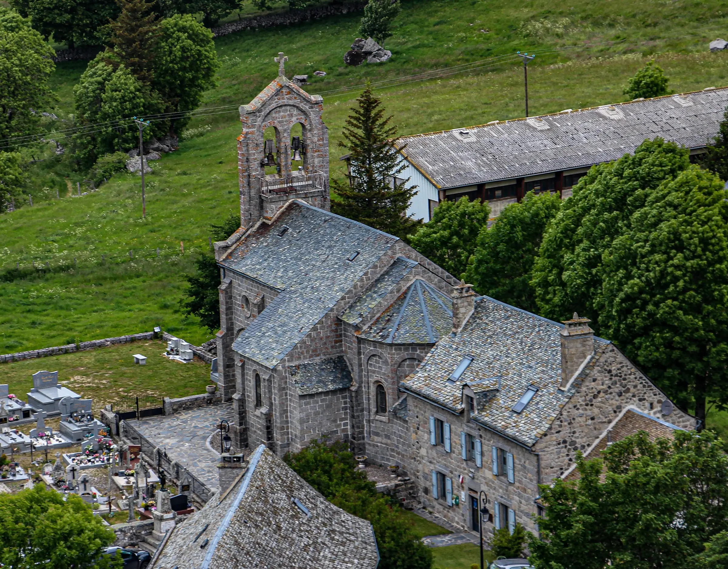 ÉGLISE SAINTE-CROIX-ET-SAINT-PIERRE