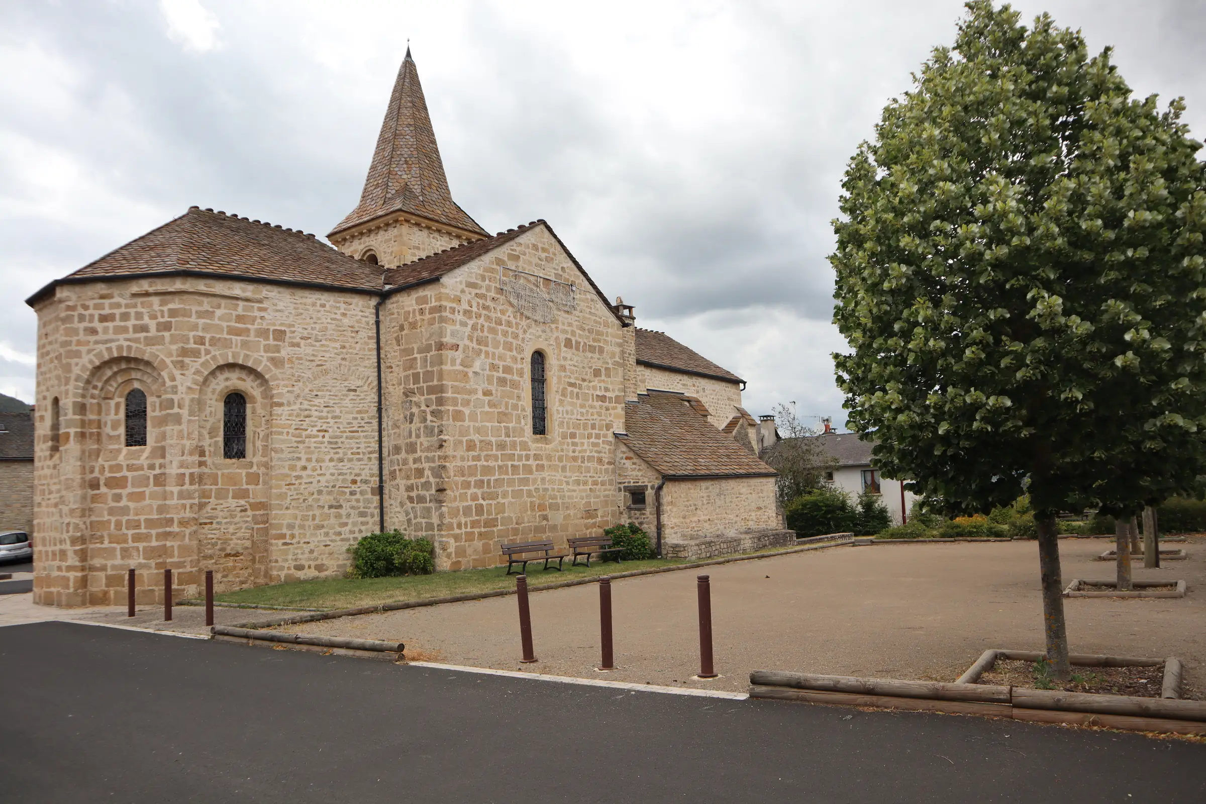 ÉGLISE SAINT JEAN-BAPTISTE