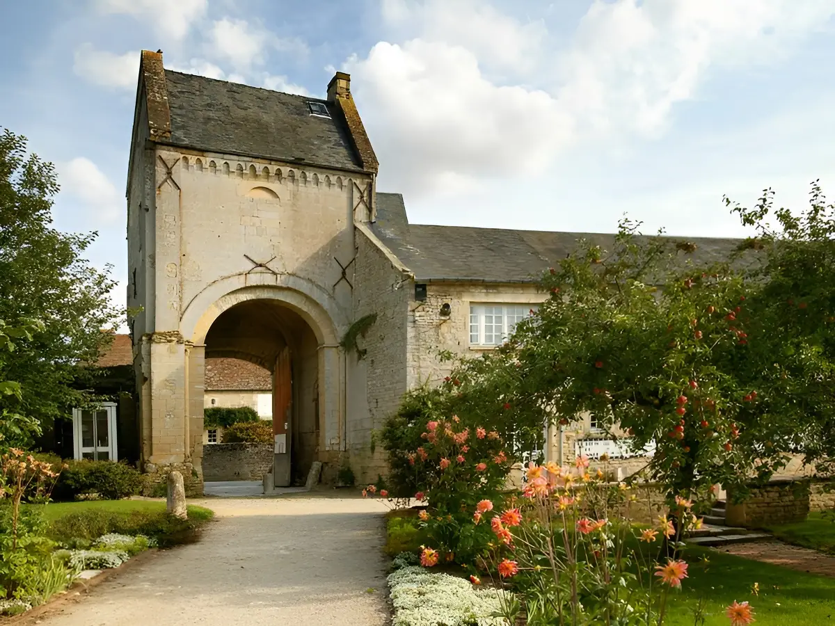 Prieuré Saint-Gabriel