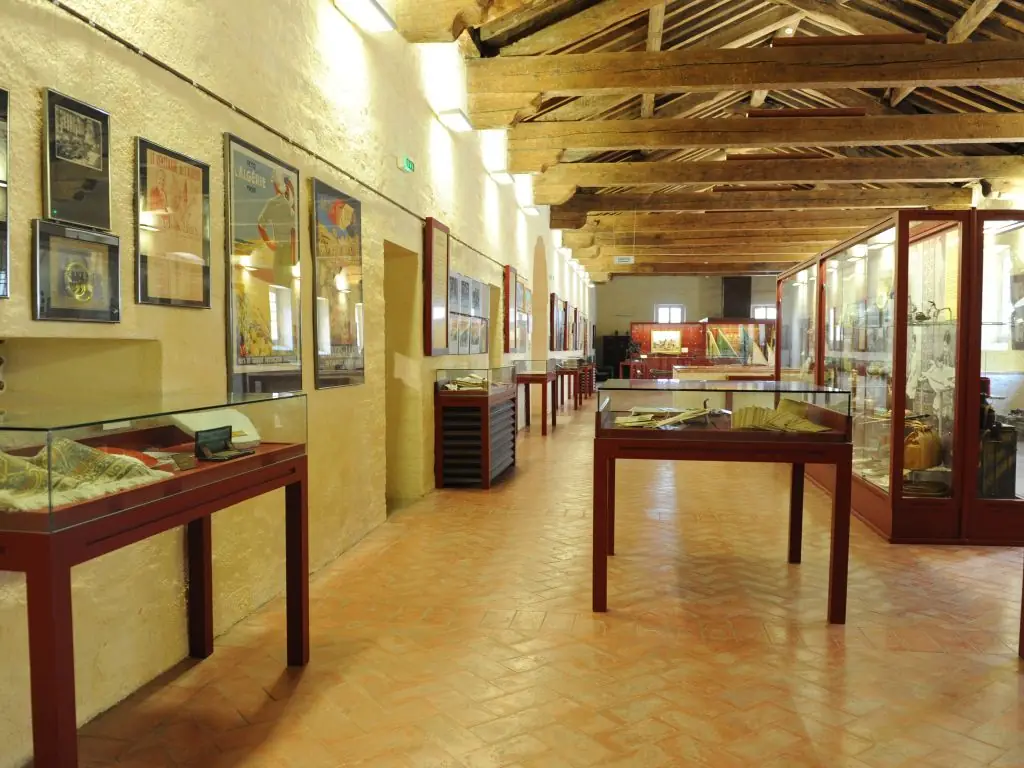 CENTRE DE DOCUMENTATION DES FRANCAIS D'ALGERIE